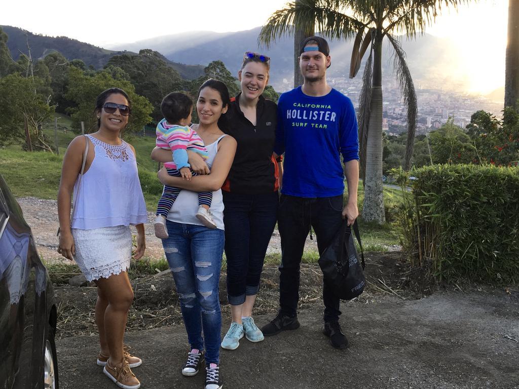 Mila Hostel Medellín Dış mekan fotoğraf